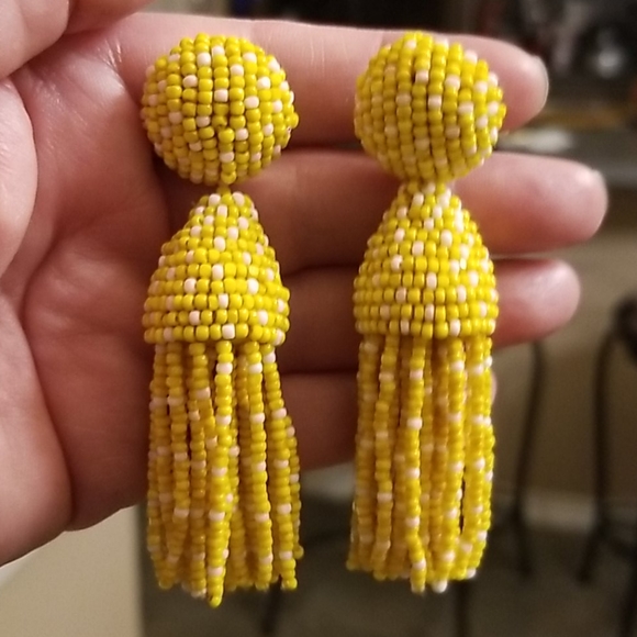 Oscar de la Renta Jewelry - 3X HP🎉Oscar De La Renta Tassel Clip Earrings